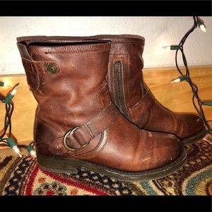 Olukai brown leather boots